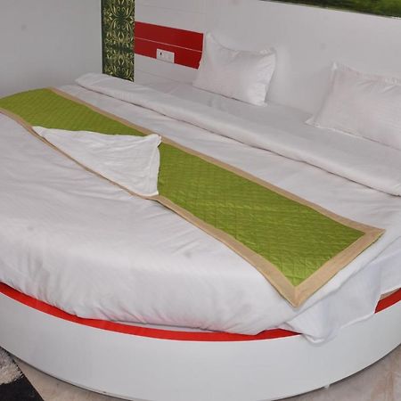 Hotel Blue Bell Raiwala ภายนอก รูปภาพ