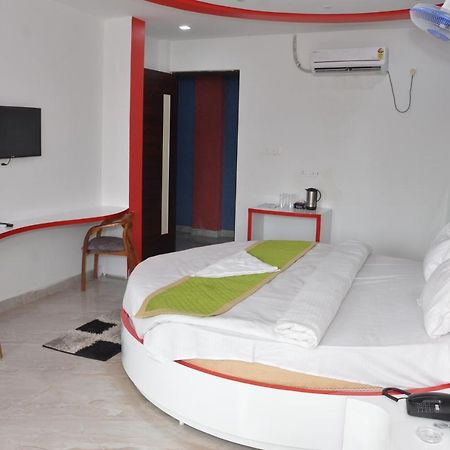 Hotel Blue Bell Raiwala ภายนอก รูปภาพ